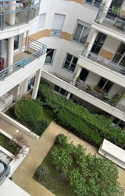 Un Ptit Soleil A Paris Apartment 0*,  France
